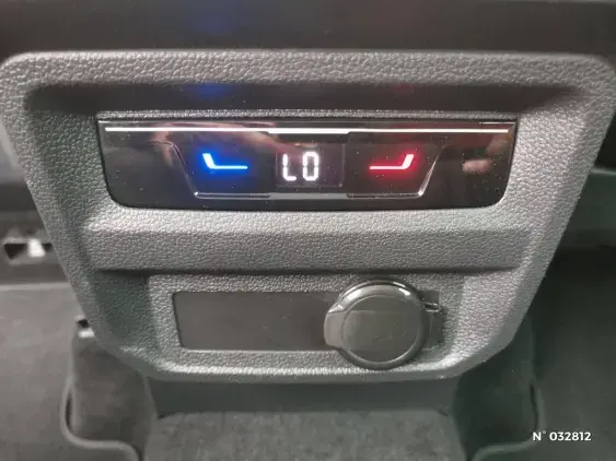 VOLKSWAGEN TIGUAN III - voiture d'occasion - Photo 12