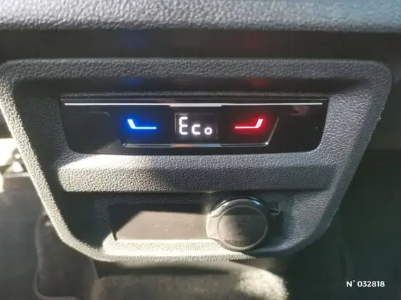 VOLKSWAGEN TIGUAN III - voiture d'occasion - Photo 9