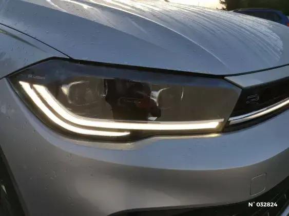 VOLKSWAGEN POLO V - voiture d'occasion - Photo 32