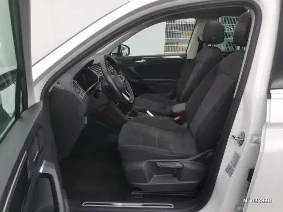 VOLKSWAGEN TIGUAN III - voiture d'occasion - Photo 12