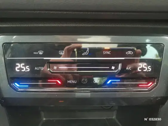 VOLKSWAGEN TIGUAN III - voiture d'occasion - Photo 27