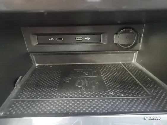 VOLKSWAGEN TIGUAN III - voiture d'occasion - Photo 30