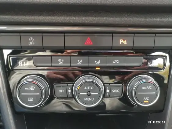 VOLKSWAGEN T-ROC II - voiture d'occasion - Photo 25