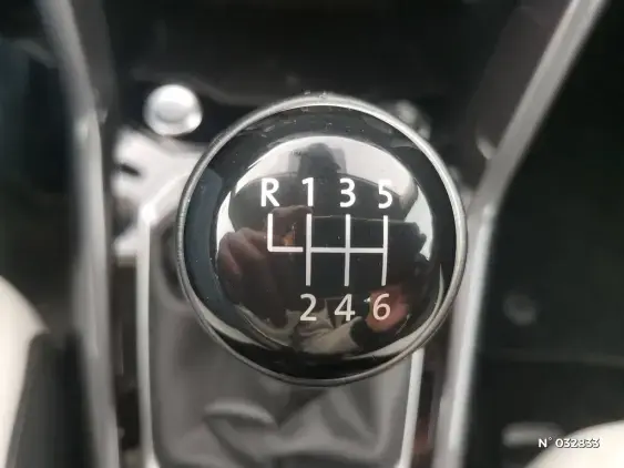 VOLKSWAGEN T-ROC II - voiture d'occasion - Photo 28