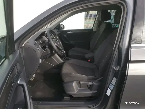 VOLKSWAGEN TIGUAN III - voiture d'occasion - Photo 23