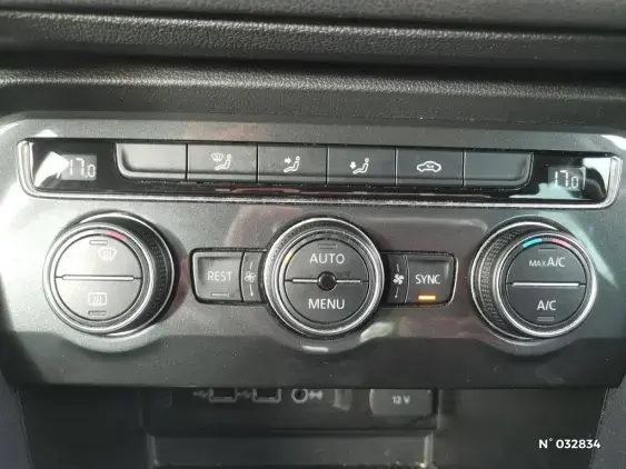 VOLKSWAGEN TIGUAN III - voiture d'occasion - Photo 12