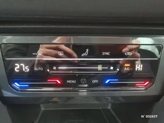 VOLKSWAGEN TIGUAN III - voiture d'occasion - Photo 25