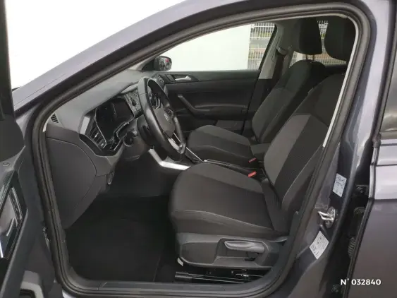 VOLKSWAGEN POLO V - voiture d'occasion - Photo 12