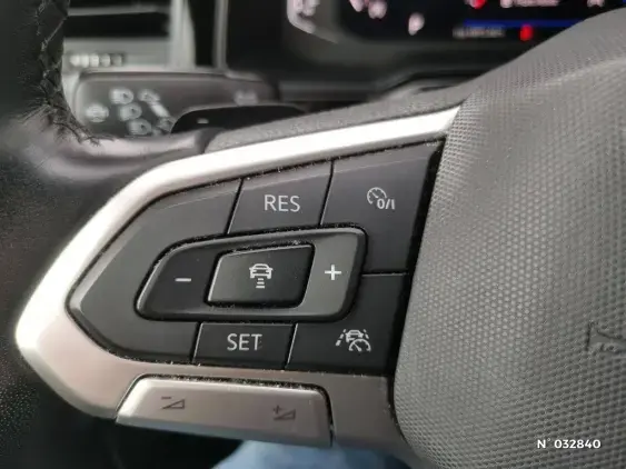 VOLKSWAGEN POLO V - voiture d'occasion - Photo 19