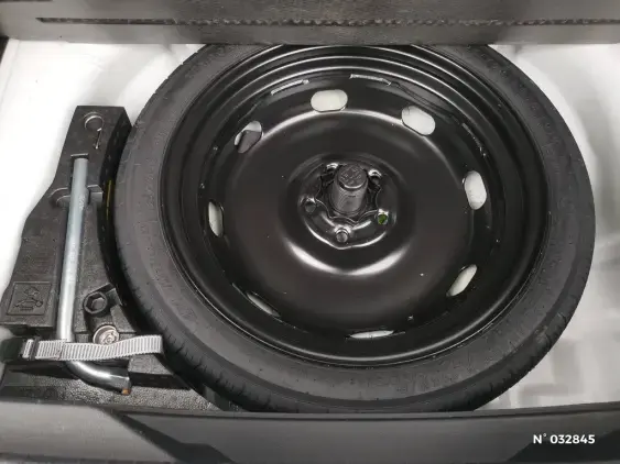 VOLKSWAGEN T-ROC II - voiture d'occasion - Photo 2