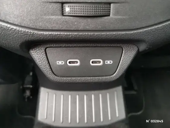 VOLKSWAGEN T-ROC II - voiture d'occasion - Photo 9