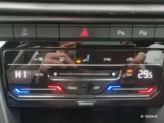 VOLKSWAGEN T-ROC II - voiture d'occasion - Photo 26