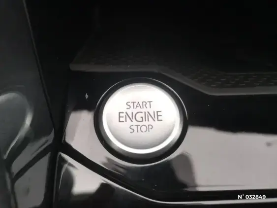 VOLKSWAGEN T-ROC II - voiture d'occasion - Photo 28