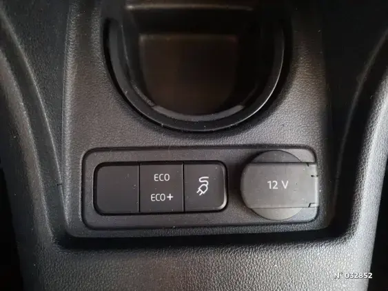 VOLKSWAGEN E-UP! II - voiture d'occasion - Photo 19