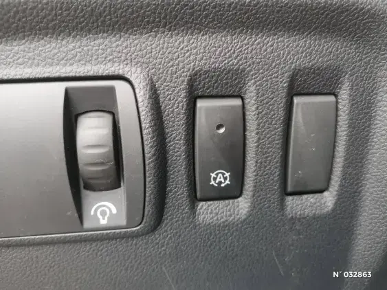 RENAULT CAPTUR II - voiture d'occasion - Photo 14