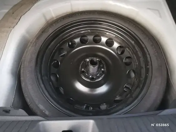 VOLKSWAGEN TAIGO - voiture d'occasion - Photo 2