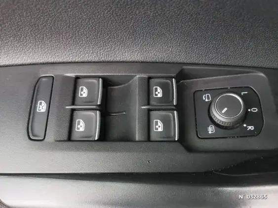 VOLKSWAGEN TAIGO - voiture d'occasion - Photo 7