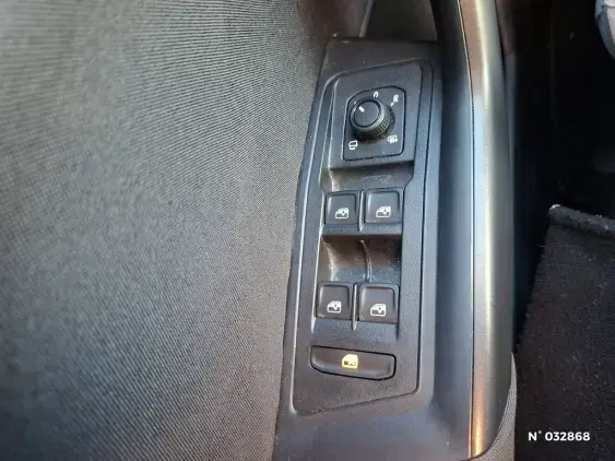 VOLKSWAGEN T-ROC II - voiture d'occasion - Photo 21