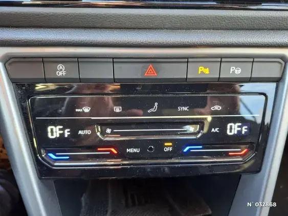 VOLKSWAGEN T-ROC II - voiture d'occasion - Photo 24