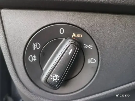 VOLKSWAGEN POLO V - voiture d'occasion - Photo 14