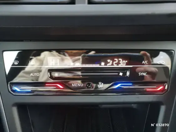 VOLKSWAGEN POLO V - voiture d'occasion - Photo 24