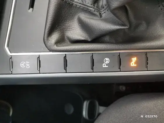 VOLKSWAGEN POLO V - voiture d'occasion - Photo 26