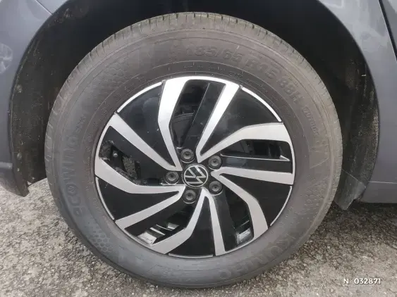 VOLKSWAGEN POLO V - voiture d'occasion - Photo 26