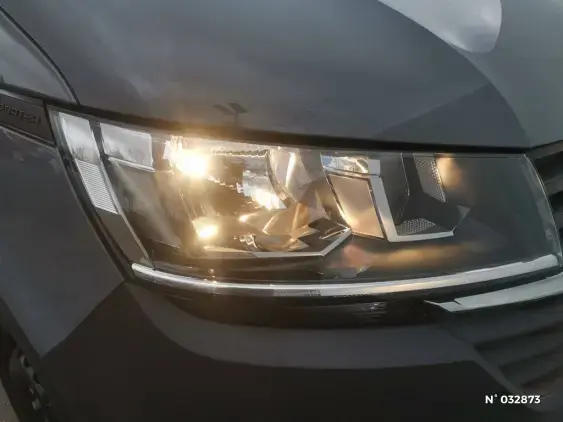 VOLKSWAGEN TRANSPORTER FG VI - voiture d'occasion - Photo 27