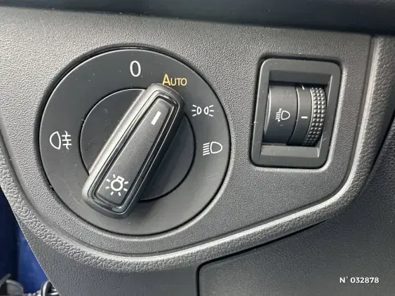 VOLKSWAGEN POLO V - voiture d'occasion - Photo 12