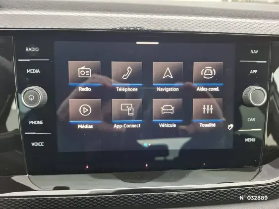 VOLKSWAGEN POLO V - voiture d'occasion - Photo 21