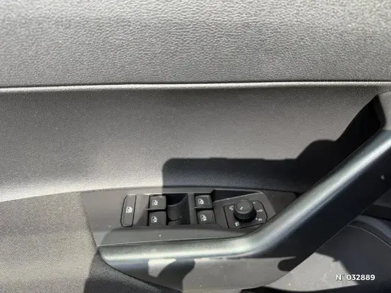 VOLKSWAGEN POLO V - voiture d'occasion - Photo 49