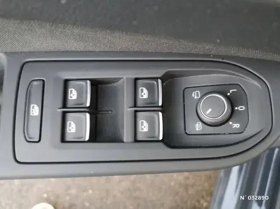 VOLKSWAGEN GOLF V - voiture d'occasion - Photo 12