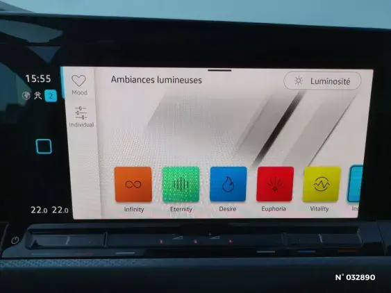 VOLKSWAGEN GOLF V - voiture d'occasion - Photo 22