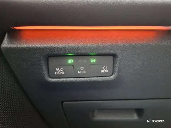 VOLKSWAGEN TIGUAN III - voiture d'occasion - Photo 24