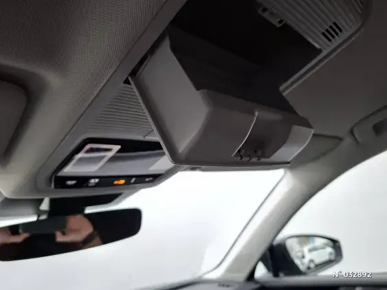 VOLKSWAGEN TIGUAN III - voiture d'occasion - Photo 26