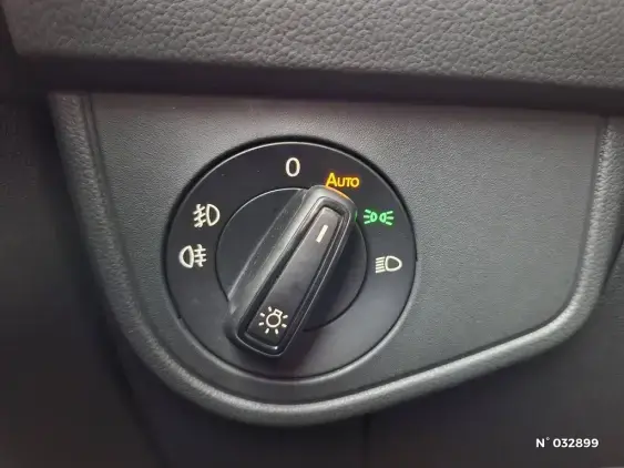 VOLKSWAGEN POLO V - voiture d'occasion - Photo 20