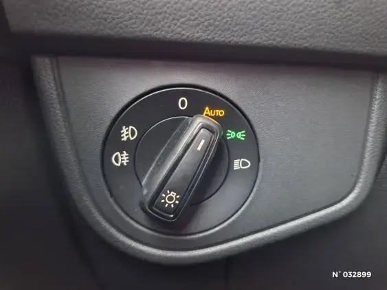 VOLKSWAGEN POLO V - voiture d'occasion - Photo 21