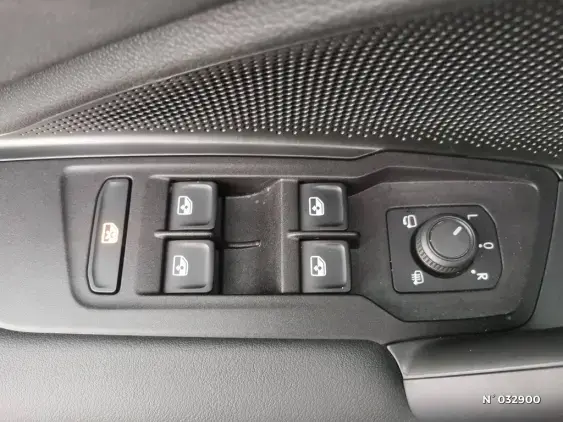 VOLKSWAGEN TIGUAN III - voiture d'occasion - Photo 14