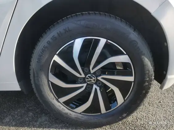 VOLKSWAGEN POLO V - voiture d'occasion - Photo 23