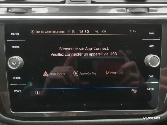 VOLKSWAGEN TIGUAN III - voiture d'occasion - Photo 25