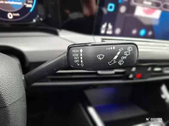 VOLKSWAGEN GOLF V - voiture d'occasion - Photo 17