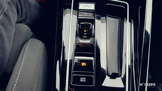 VOLKSWAGEN GOLF V - voiture d'occasion - Photo 28