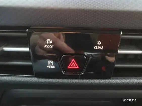 VOLKSWAGEN GOLF V - voiture d'occasion - Photo 26