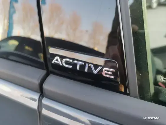 VOLKSWAGEN GOLF V - voiture d'occasion - Photo 35