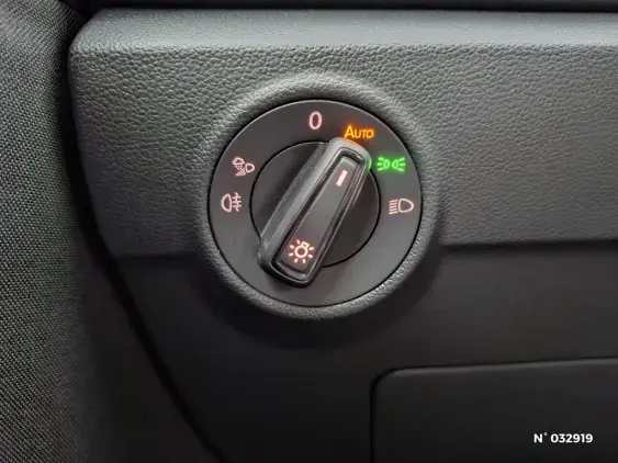 VOLKSWAGEN T-ROC II - voiture d'occasion - Photo 19