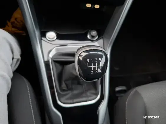 VOLKSWAGEN T-ROC II - voiture d'occasion - Photo 24