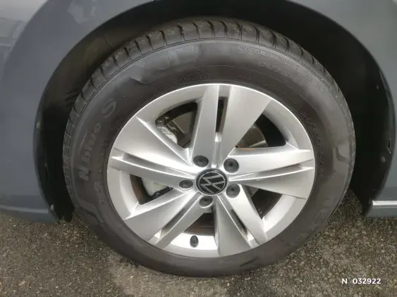 VOLKSWAGEN GOLF V - voiture d'occasion - Photo 31