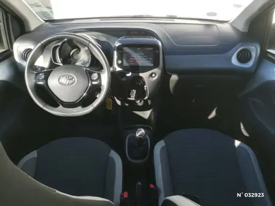 TOYOTA AYGO II - voiture d'occasion - Photo 8