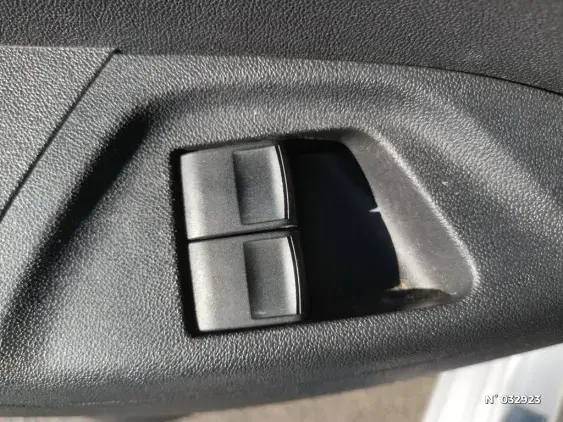 TOYOTA AYGO II - voiture d'occasion - Photo 13