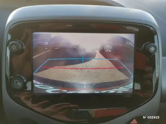 TOYOTA AYGO II - voiture d'occasion - Photo 17